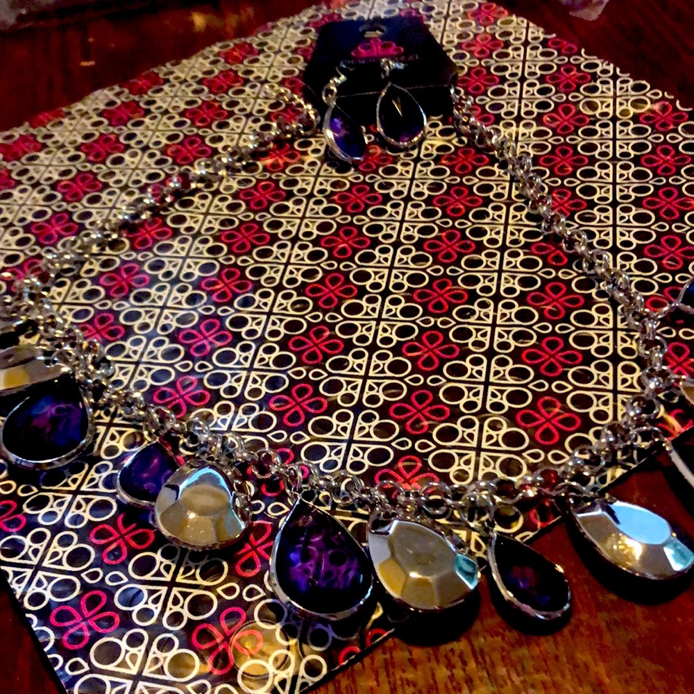 Necklace silver and purple with matching earrings